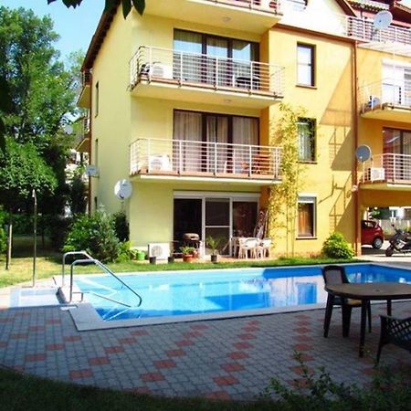 שיופוק Siraly Apartman מראה חיצוני תמונה